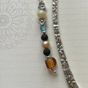 Tibetan Metal Essential Oil Bookmark Flower Engraved - Yellow Jade - Pearl